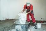 Suchou směs Liapor Mix smícháme s vodou